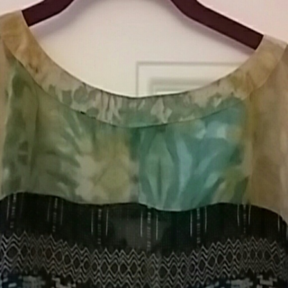 Muilt colors Top - Picture 6 of 6